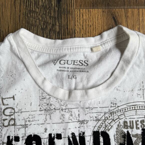 Guess Mens Graphic T-Shirt L White Legendary 1981 Distressed Streetwear Tee - Picture 4 of 6